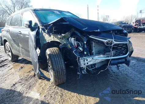 2022 Toyota Highlander Xle from USA, damaged, VIN 5TDGZRBH6NS207251